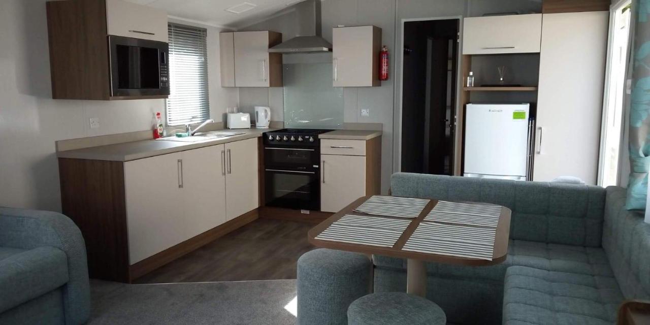 Haven Rockley Park,Lytchett Bay View Hotel Пул Екстериор снимка