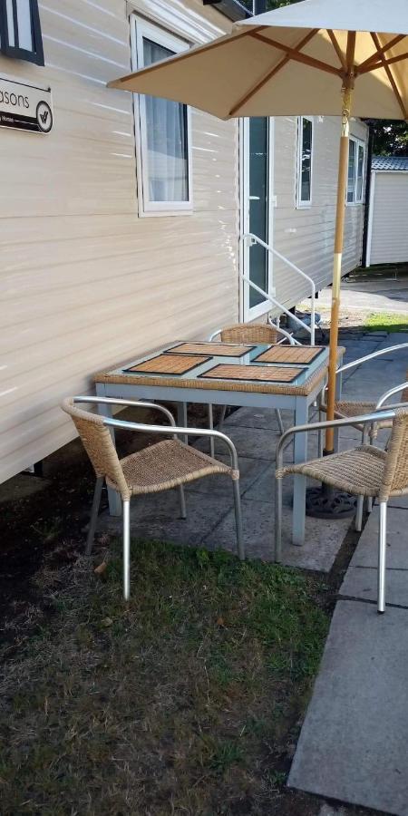 Haven Rockley Park,Lytchett Bay View Hotel Пул Екстериор снимка