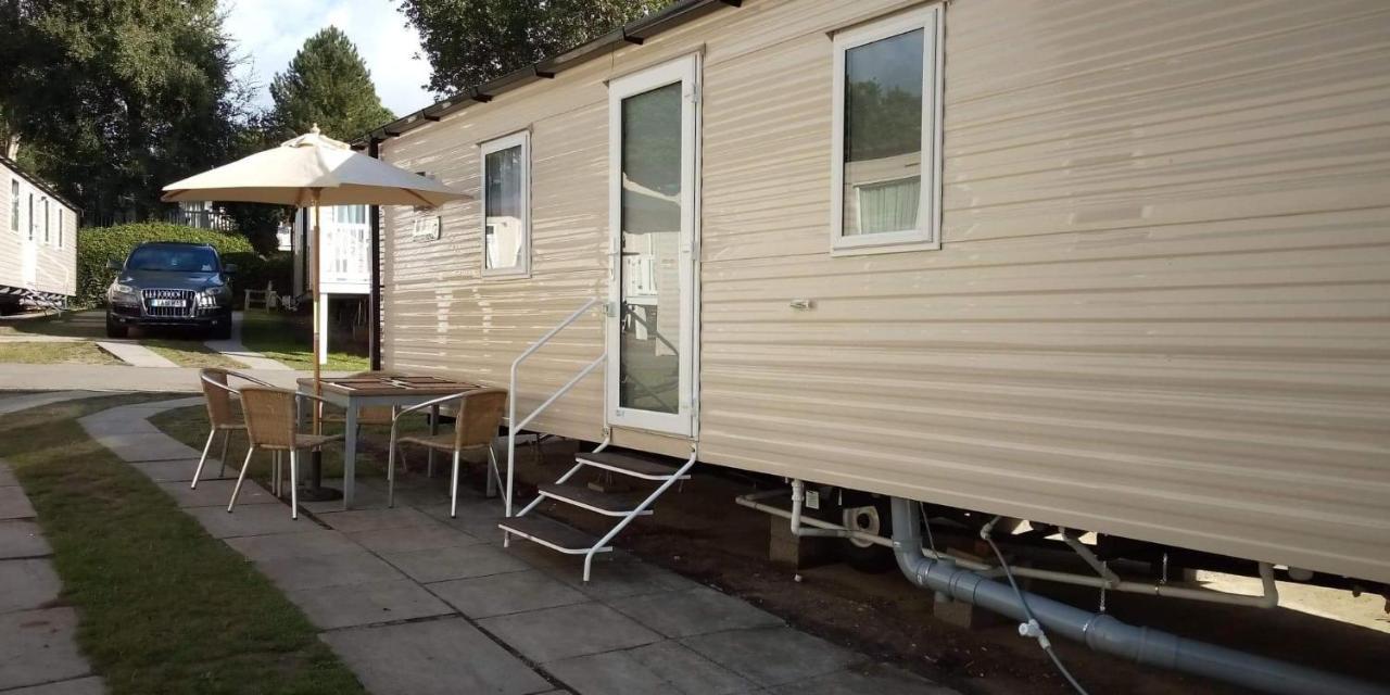 Haven Rockley Park,Lytchett Bay View Hotel Пул Екстериор снимка