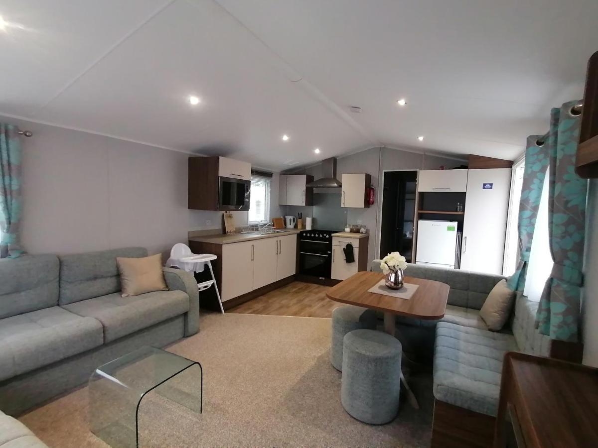 Haven Rockley Park,Lytchett Bay View Hotel Пул Екстериор снимка